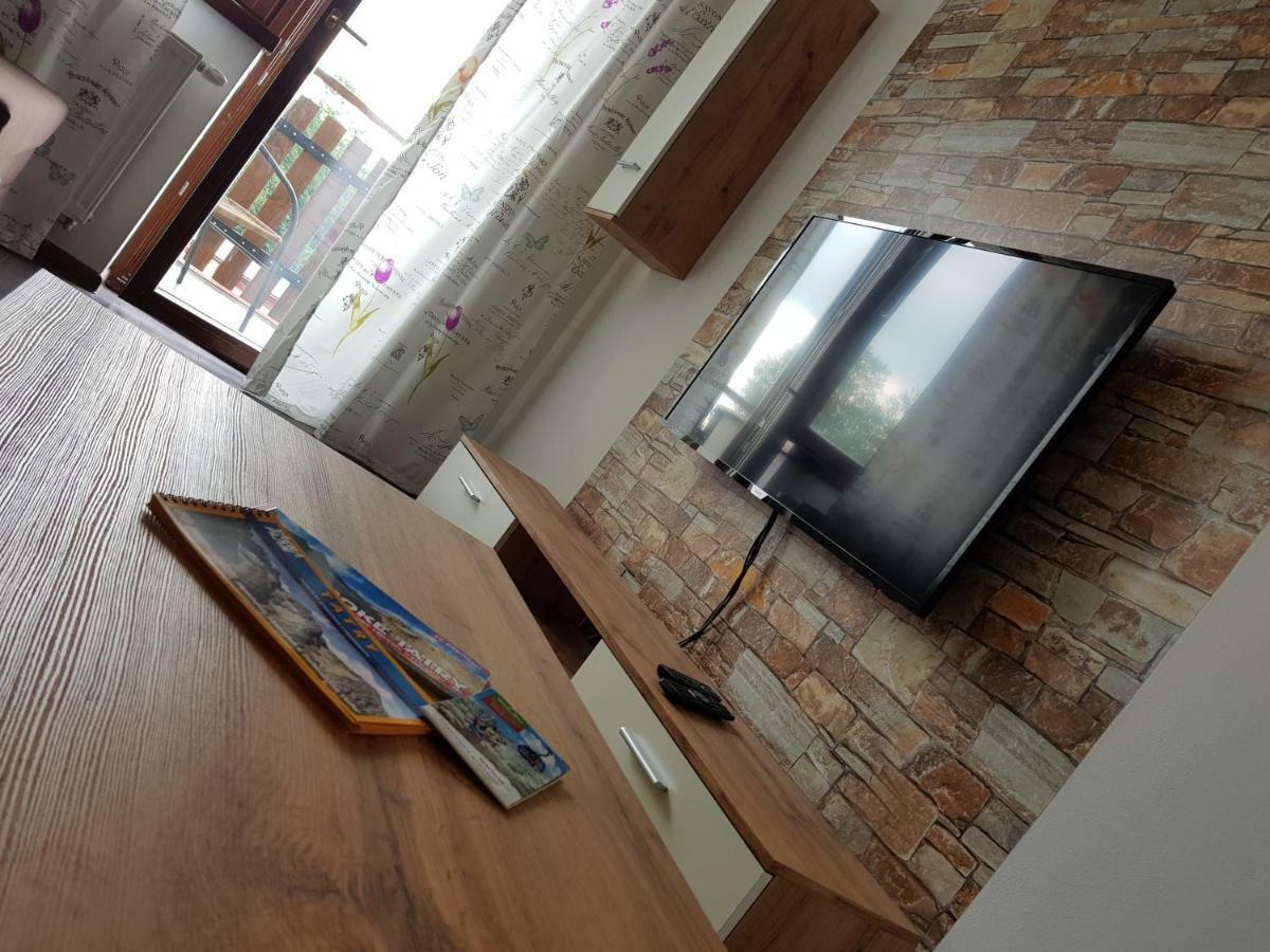 Apartman Pod Stitom Tatranská Lomnica Buitenkant foto